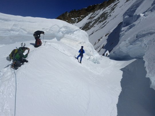 mountaineering touring glacier mountain guide ski school courchevel